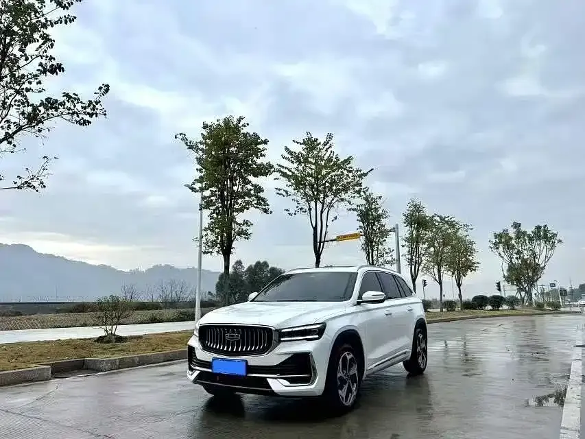 Geely Xingyue L — фото 1