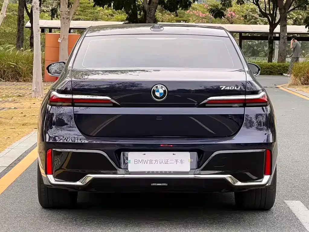 BMW 7 Series 2024 из CN, фото 4