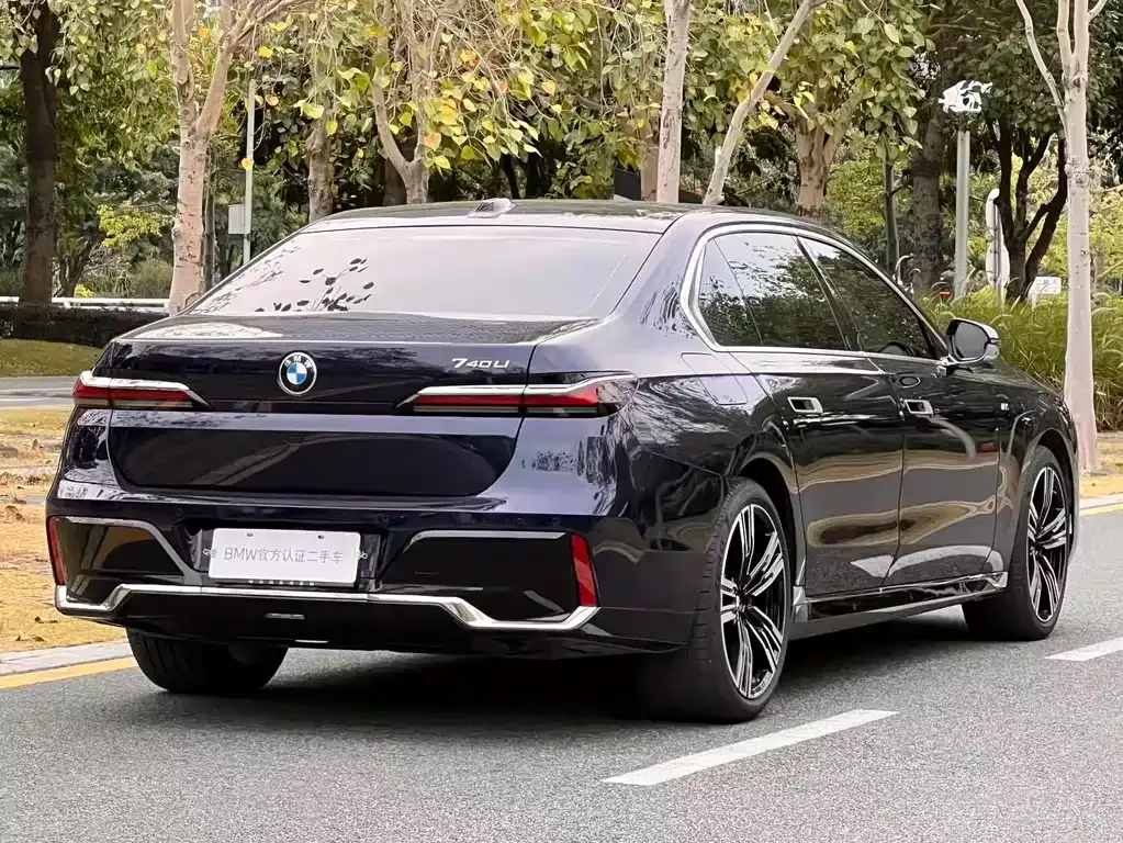 BMW 7 Series 2024 из CN, фото 5