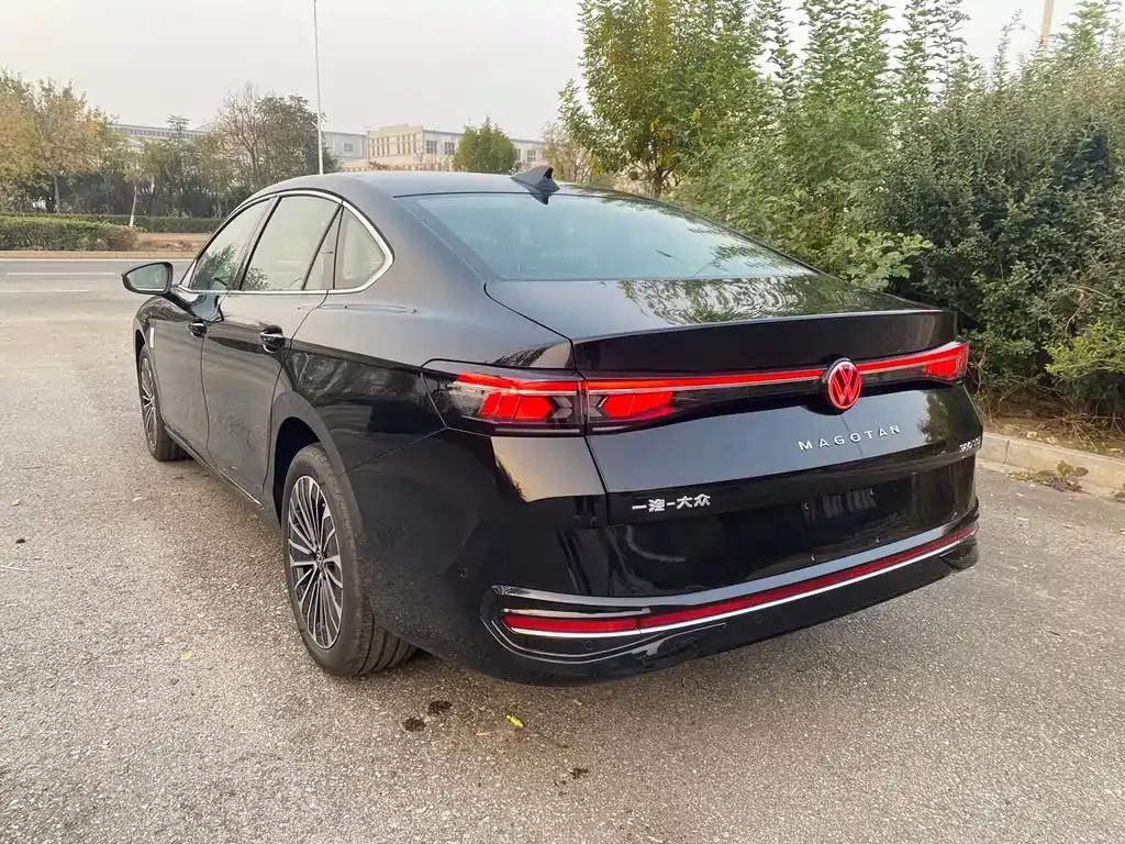 Volkswagen Magotan 2025 из CN, фото 10