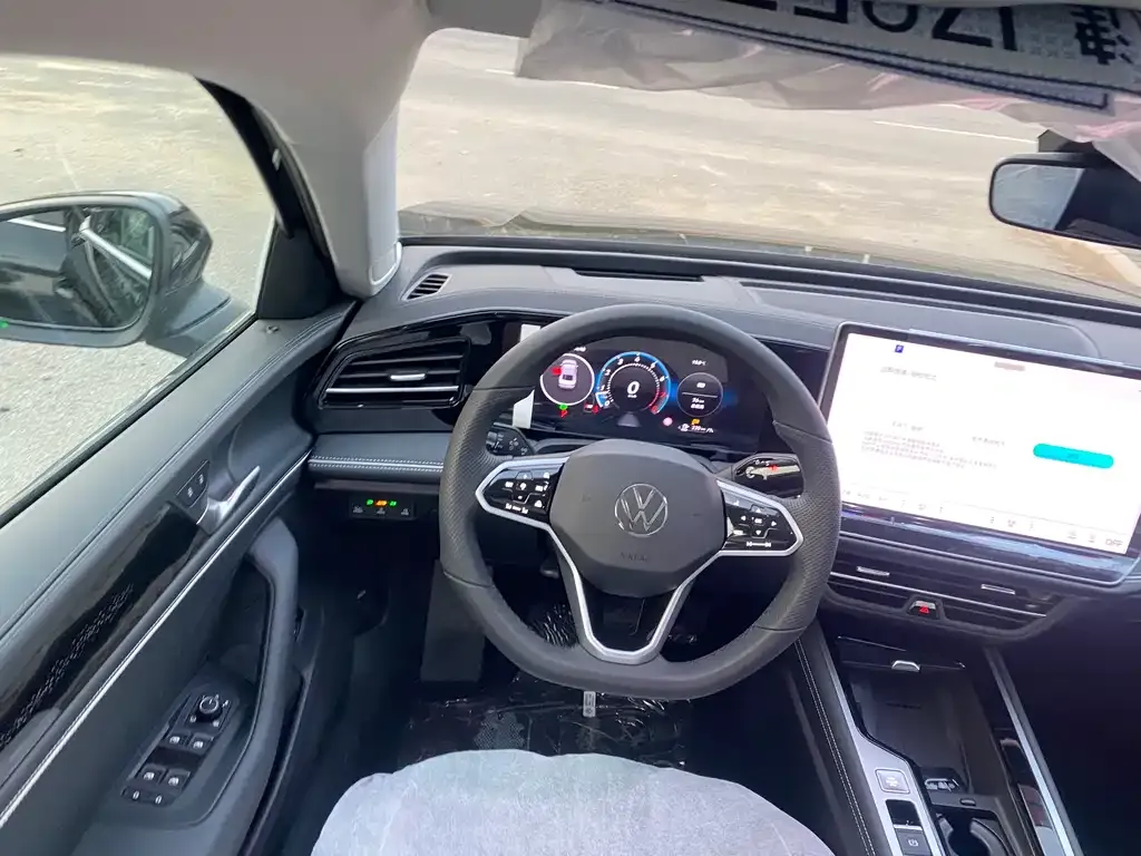 Volkswagen Magotan 2025 из CN, фото 8