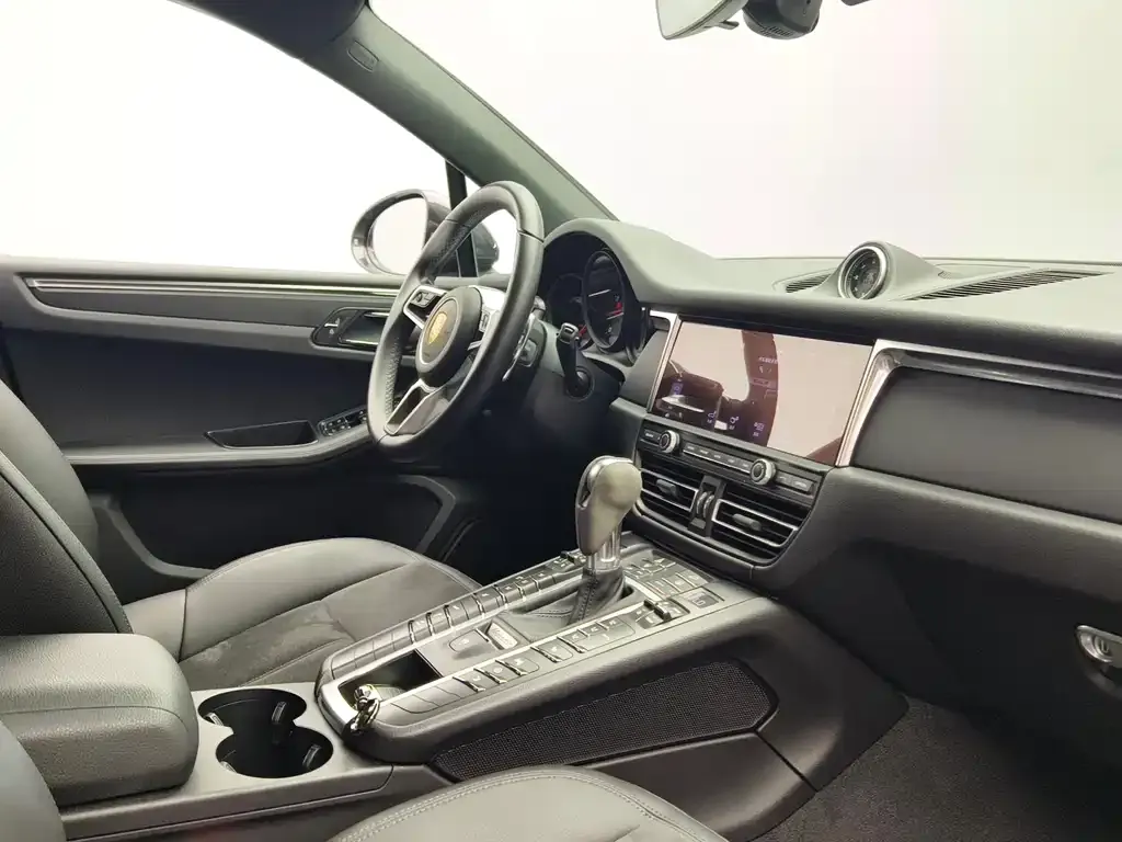 Porsche Macan 2022 из CN, фото 8