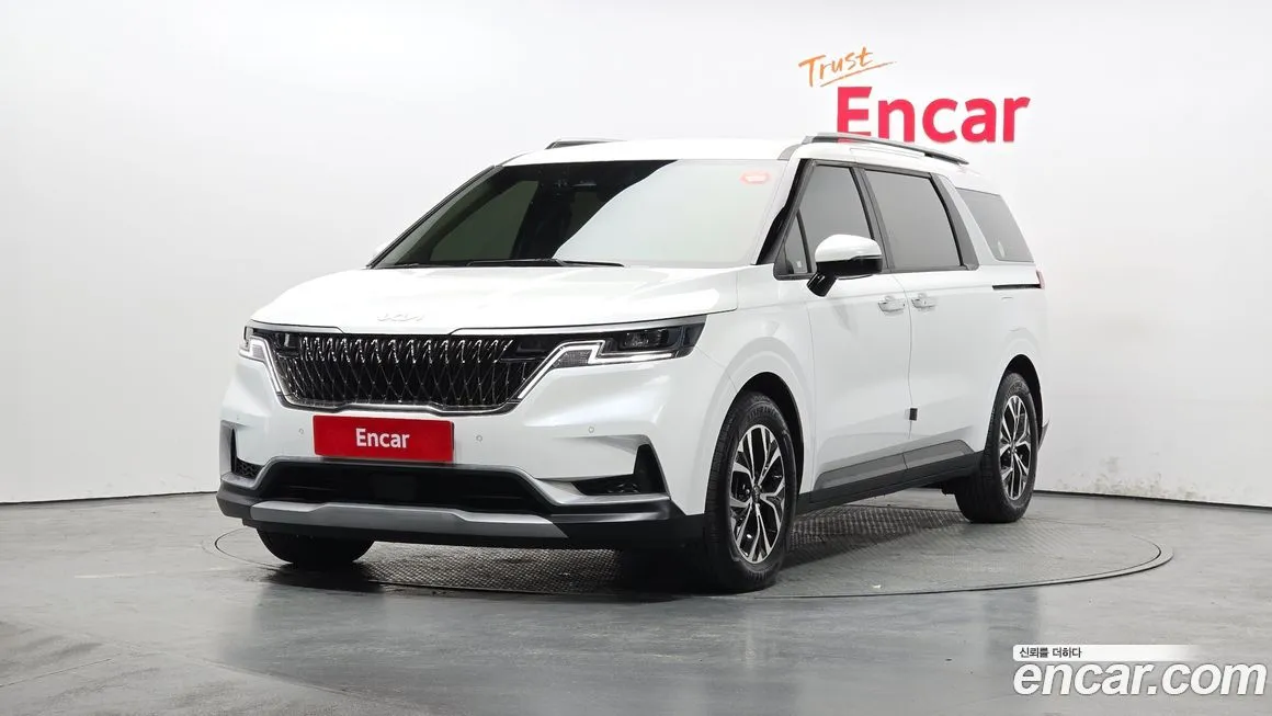 Kia Carnival 2023 из KR, фото 1