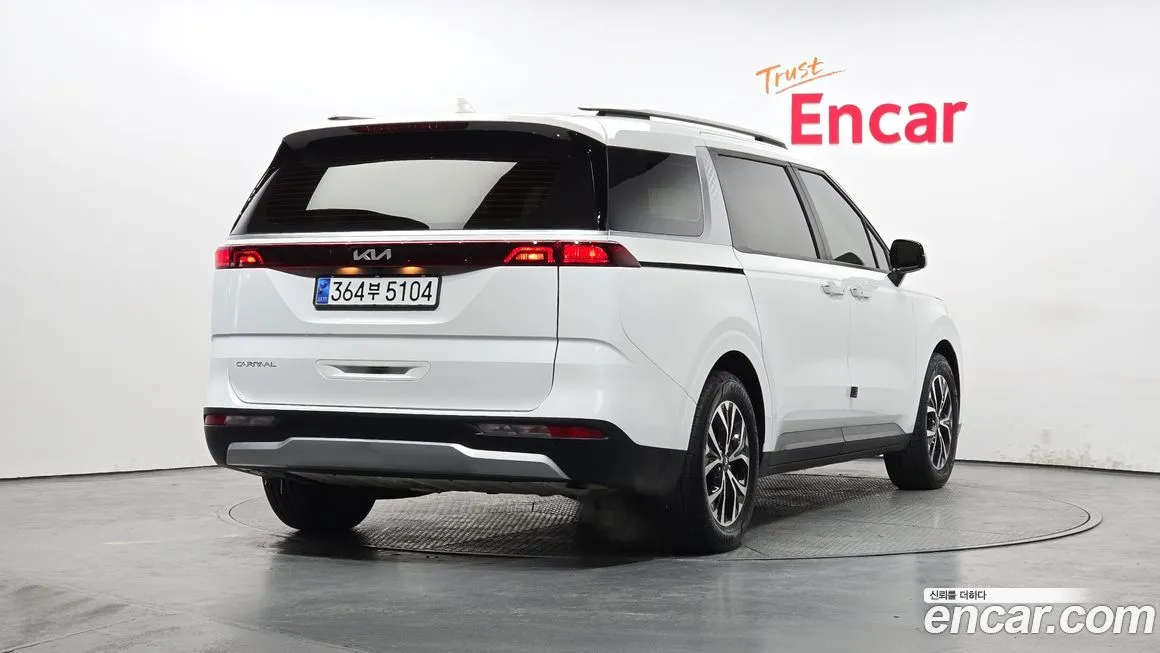 Kia Carnival 2023 из KR, фото 2