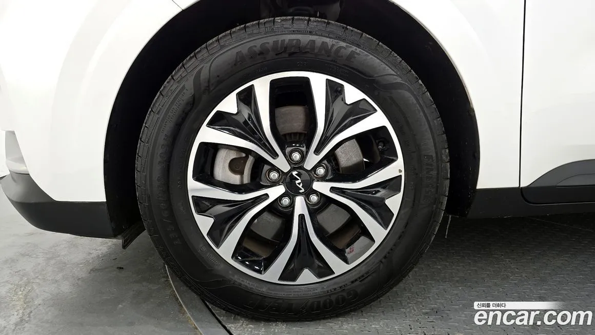 Kia Carnival 2023 из KR, фото 5