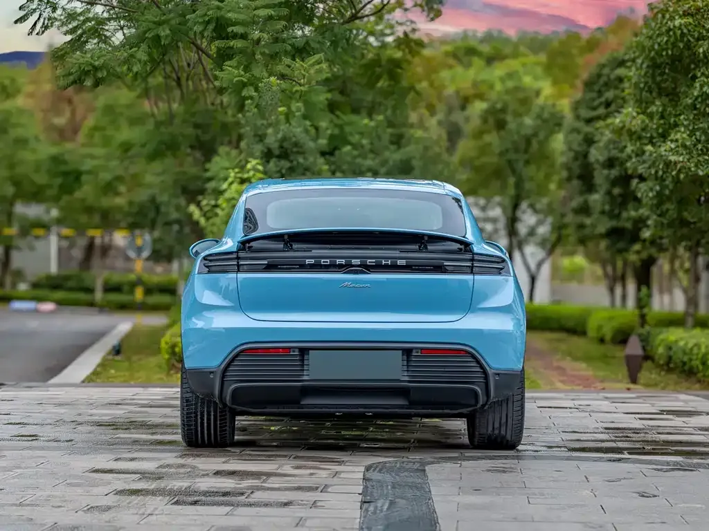 Porsche Macan EV — фото 5