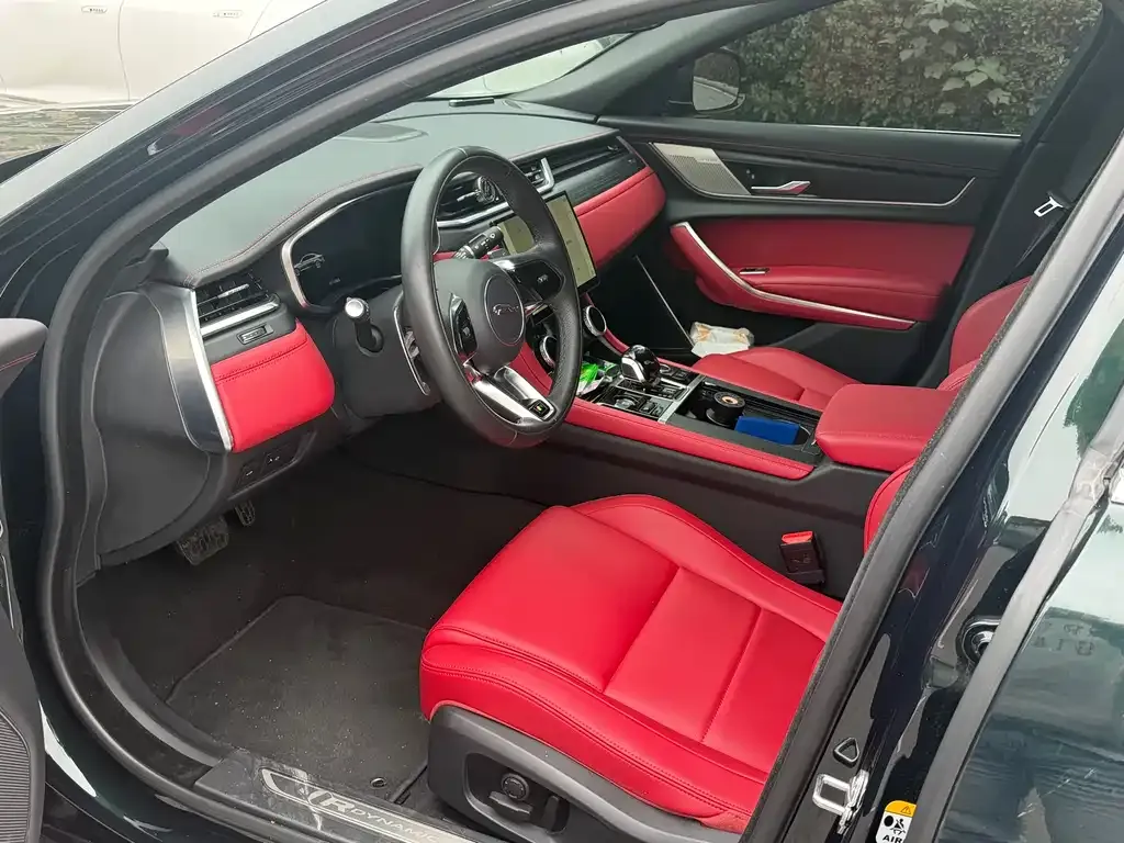 Jaguar XFL 2023 из CN, фото 10