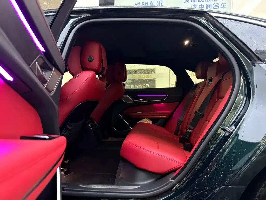 Jaguar XFL 2023 из CN, фото 7