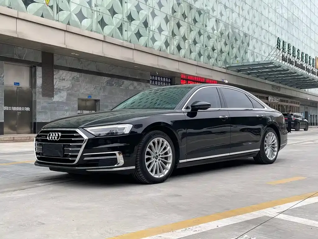 Audi A8 2021 из CN, фото 1