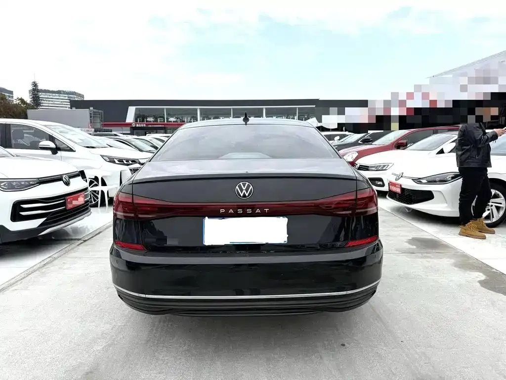Volkswagen Passat 2025 из CN, фото 8