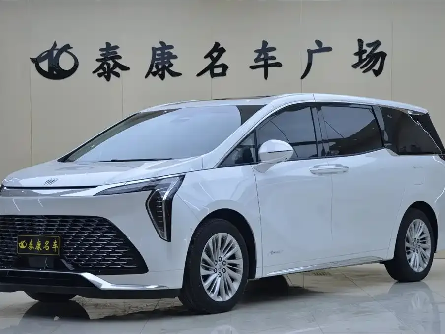 Buick Century 2024 из CN, фото 1
