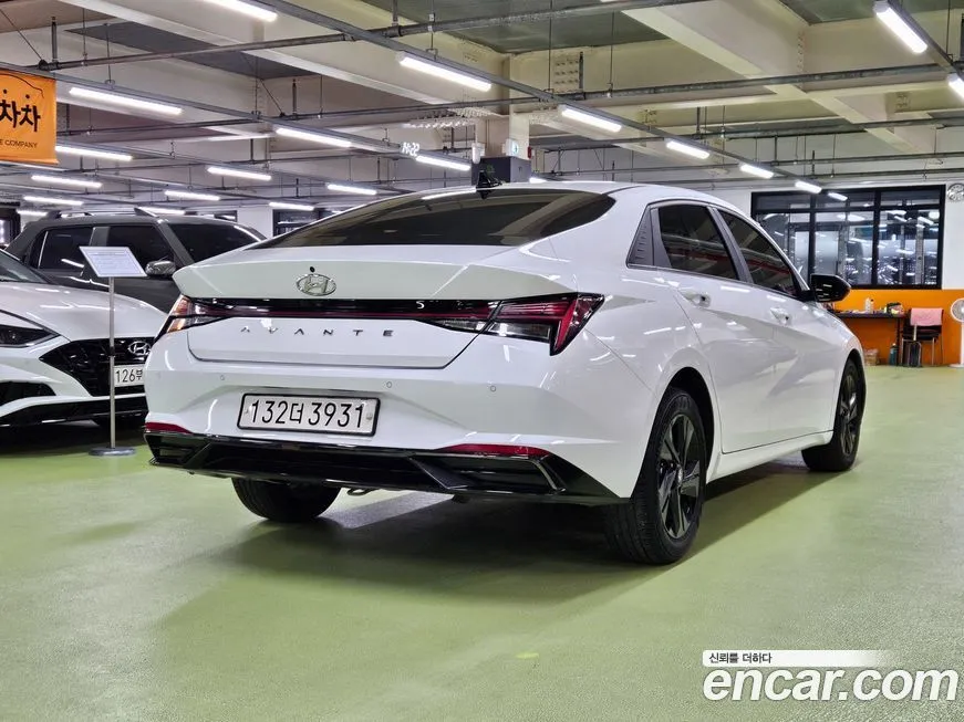 Hyundai AVANTE — фото 2