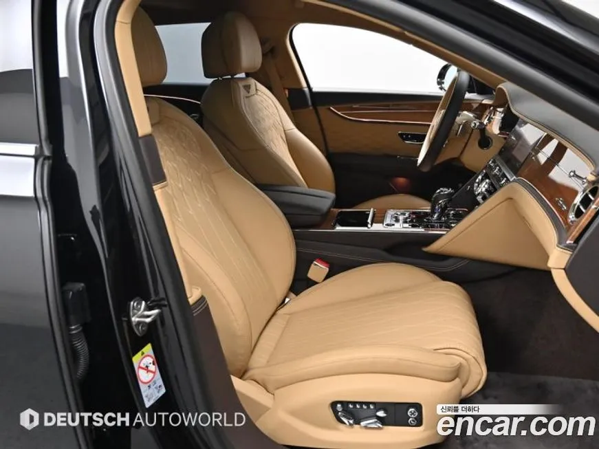 Bentley Flying Spur 2023 из KR, фото 10