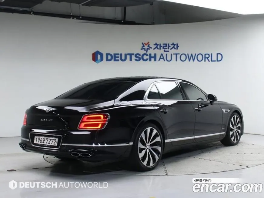Bentley Flying Spur 2023 из KR, фото 2