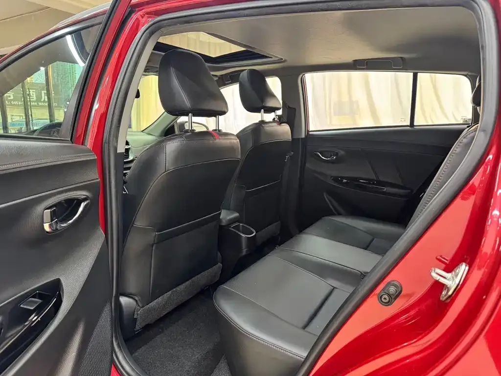 Toyota Yaris L 2021 из CN, фото 8