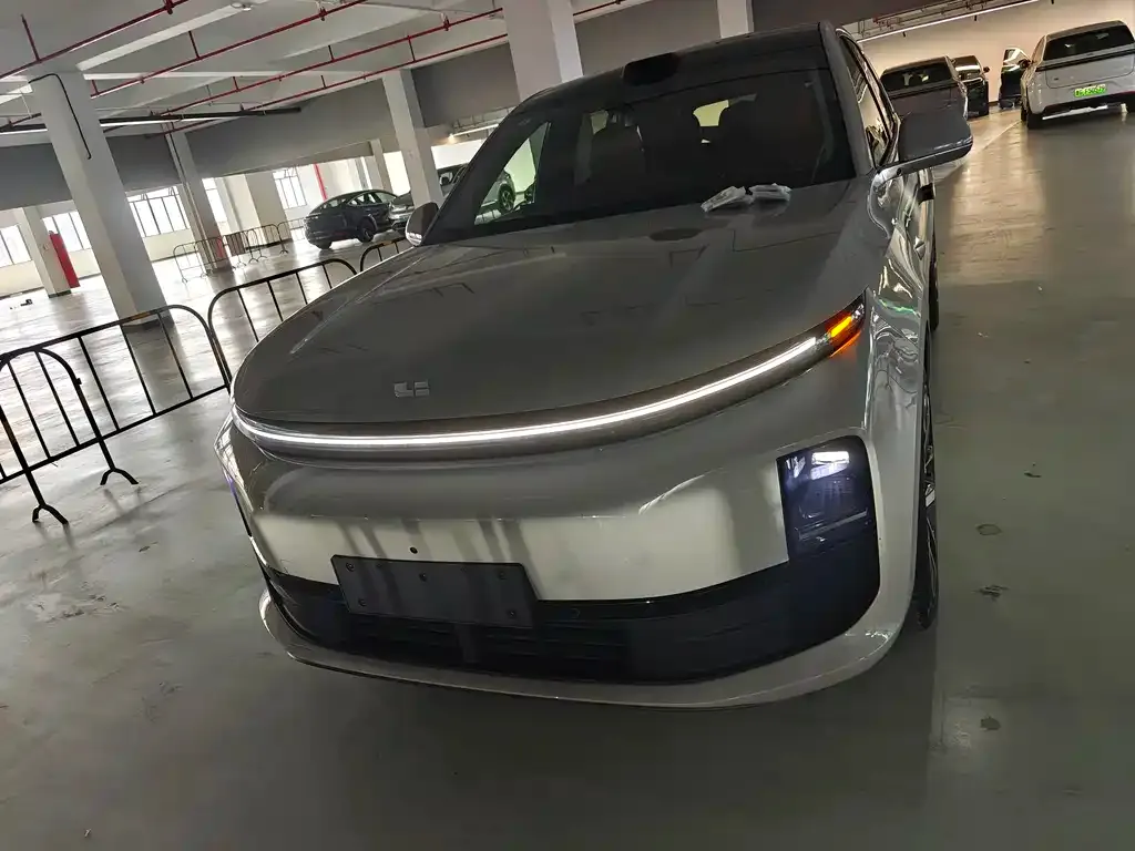 Li Auto L6 2024 из CN, фото 2