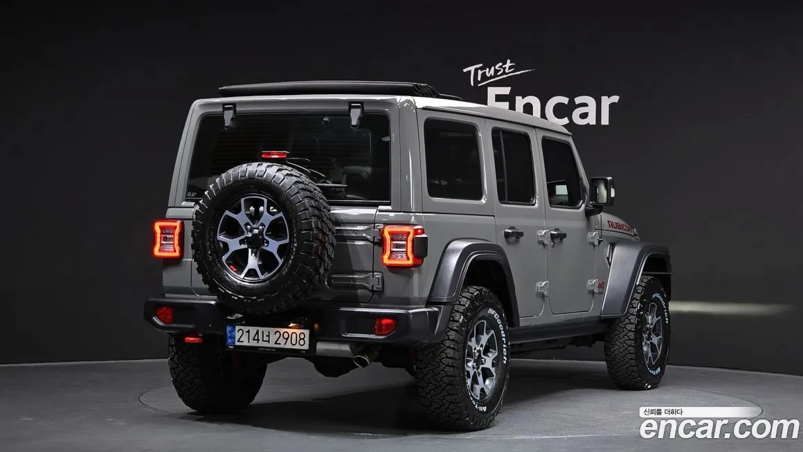 Jeep Wrangler 2022 из KR, фото 2