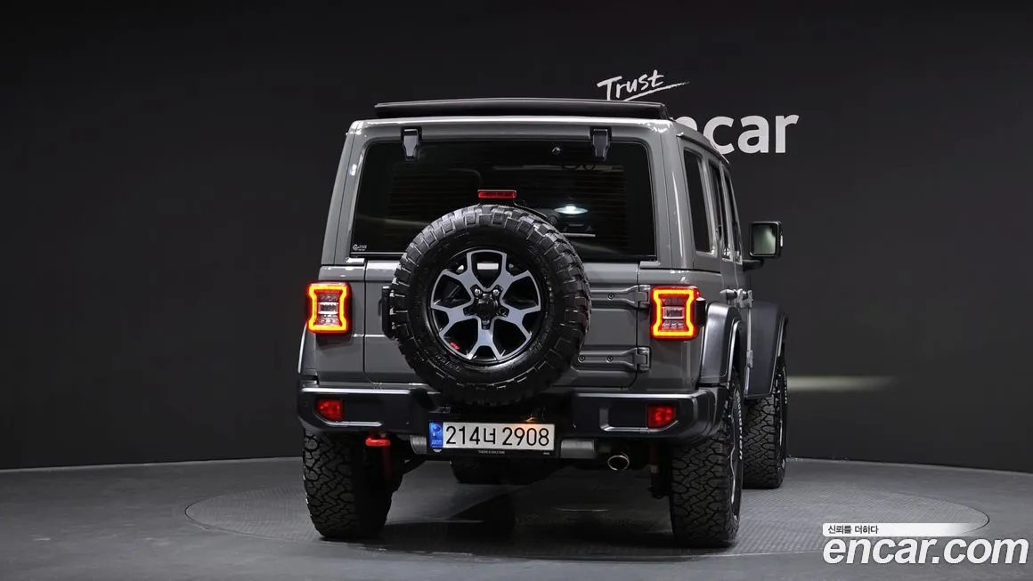 Jeep Wrangler 2022 из KR, фото 4