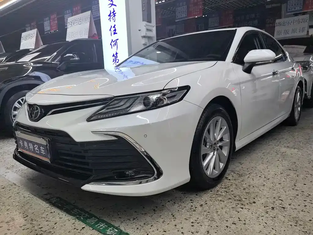 Toyota Camry 2022 из CN, фото 1