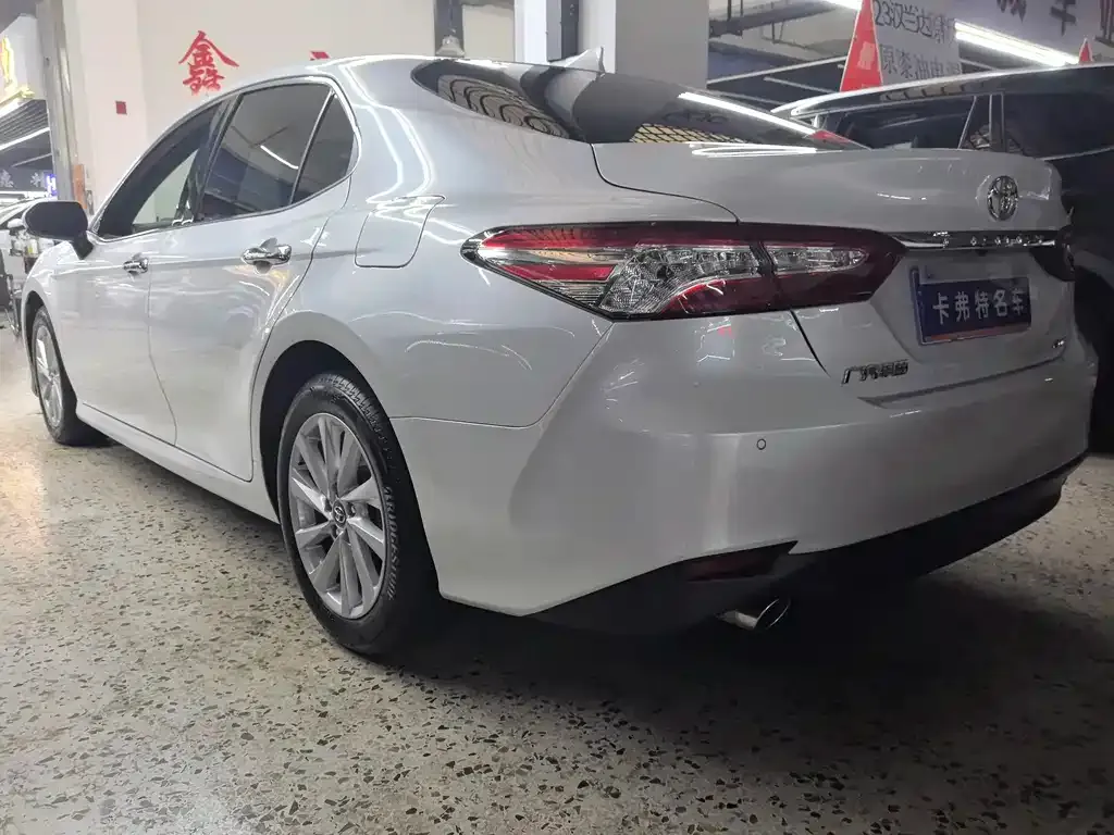 Toyota Camry 2022 из CN, фото 10