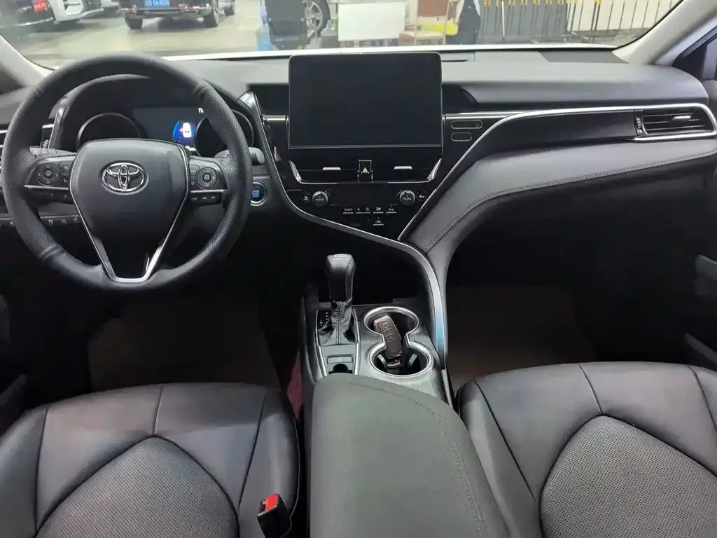 Toyota Camry 2022 из CN, фото 8