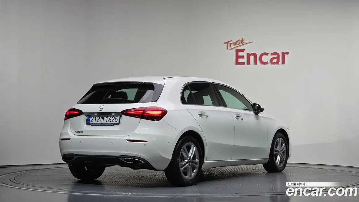 Mercedes-Benz A-Class — фото 2