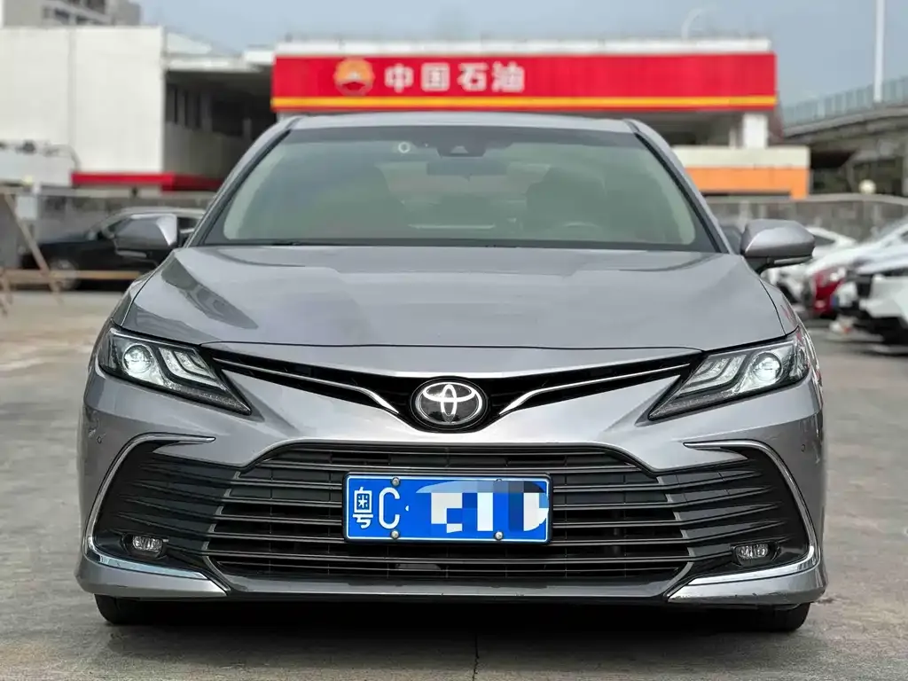 Toyota Camry 2021 из CN, фото 2
