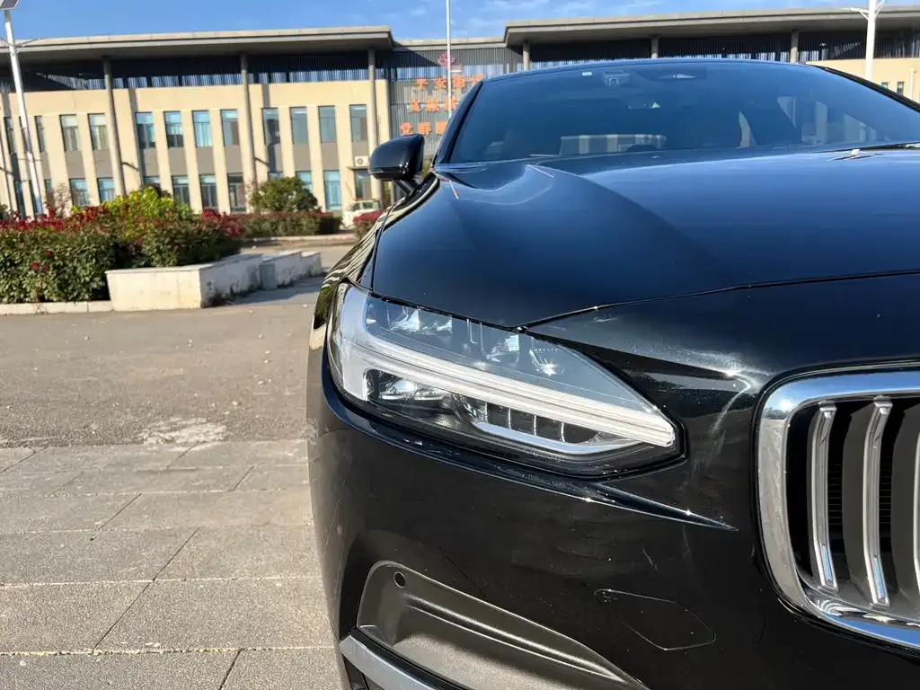 Volvo S90 2022 из CN, фото 10