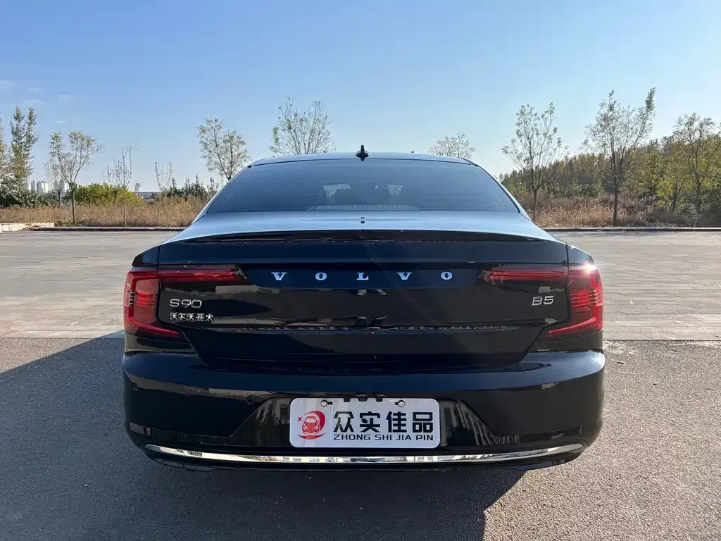 Volvo S90 2022 из CN, фото 4