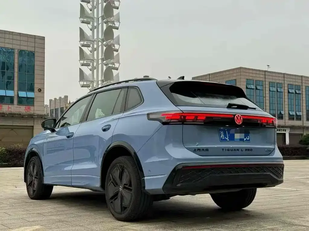 Volkswagen Tiguan L 2024 из CN, фото 3
