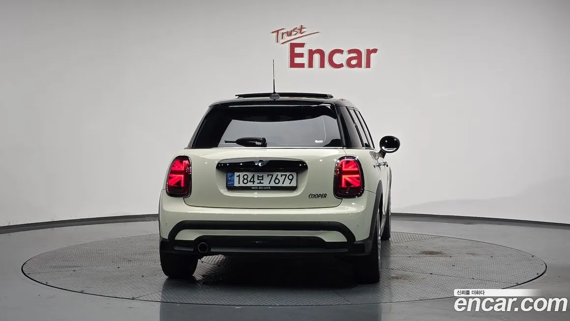 Mini Cooper 2022 из KR, фото 4