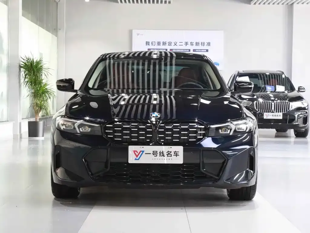 BMW 3 Series 2023 из CN, фото 1