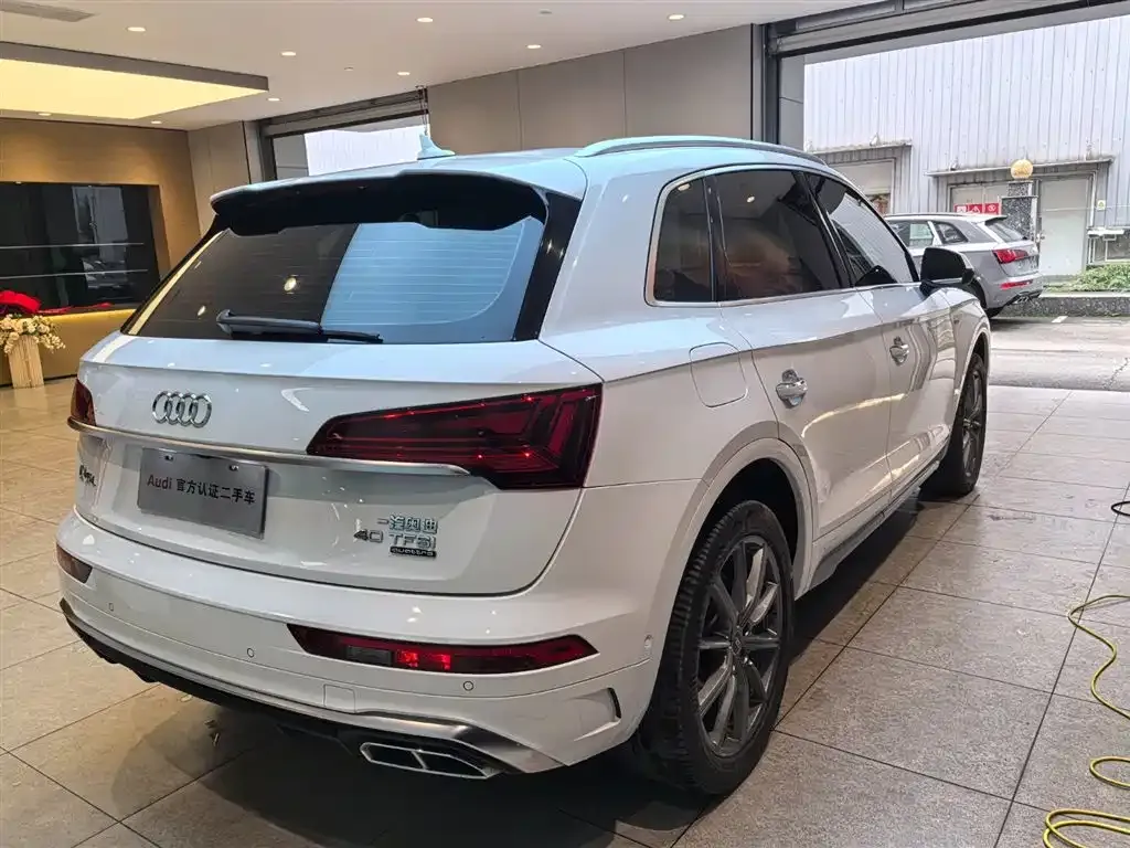 Audi Q5L 2022 из CN, фото 3