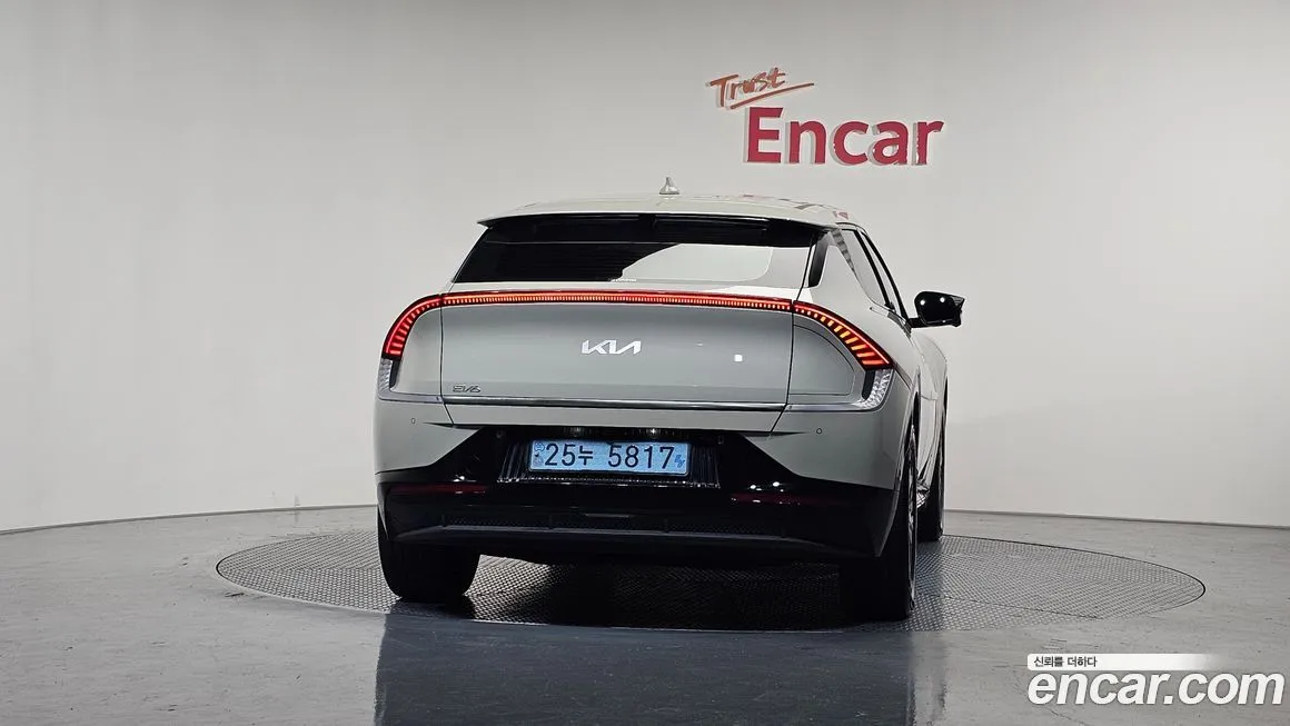 Kia EV6 — фото 4