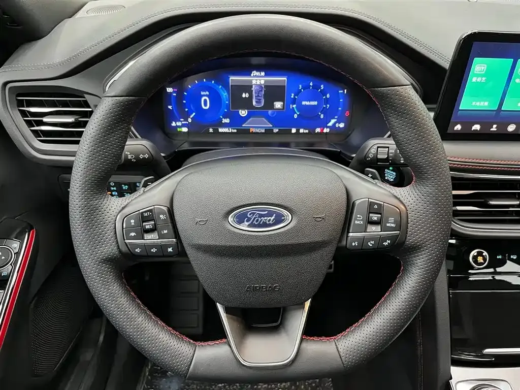 Ford Escape 2023 из CN, фото 3