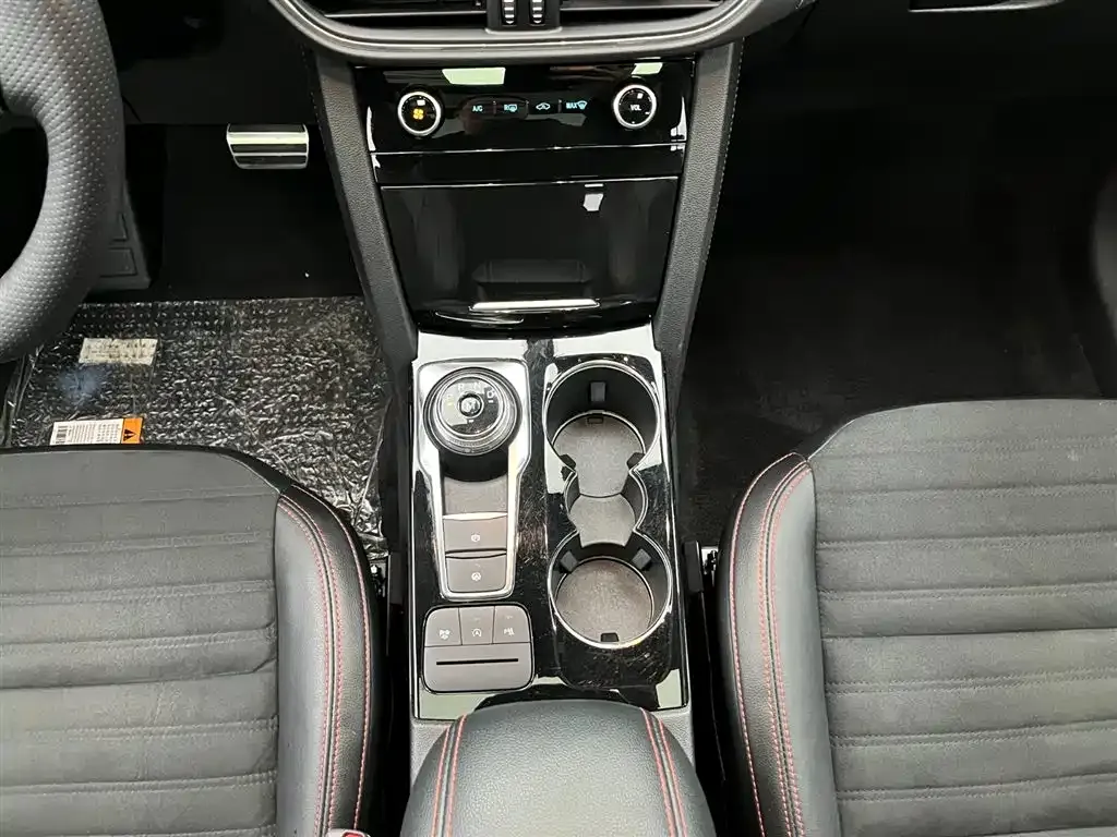 Ford Escape 2023 из CN, фото 5