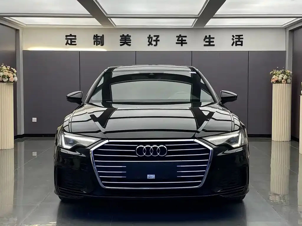Audi A6L 2022 из CN, фото 2