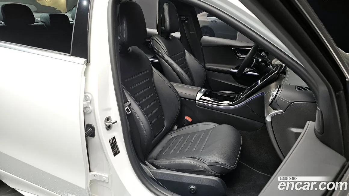 Mercedes-Benz C-Class 2025 из KR, фото 10