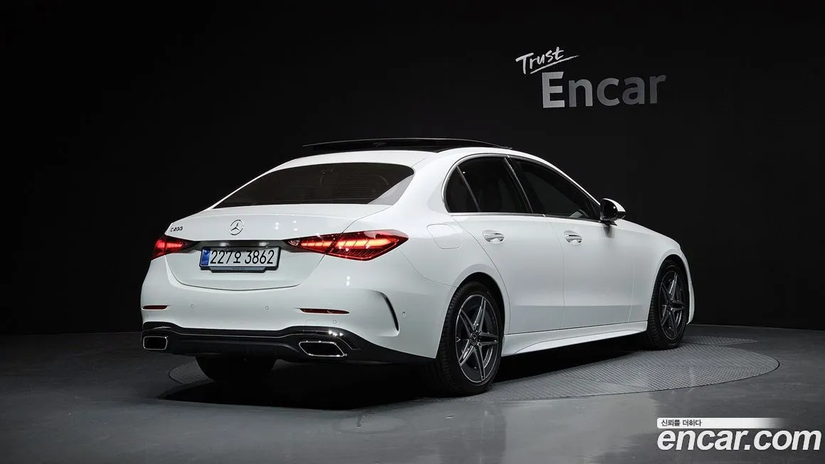 Mercedes-Benz C-Class 2025 из KR, фото 2
