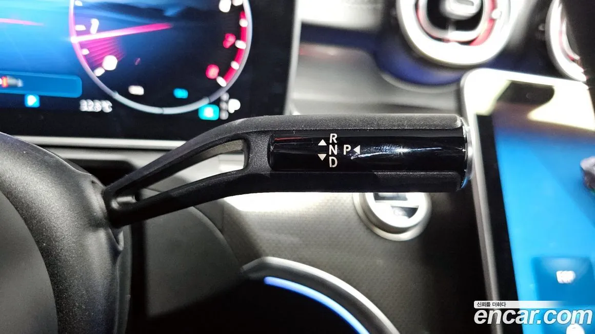 Mercedes-Benz C-Class 2025 из KR, фото 9
