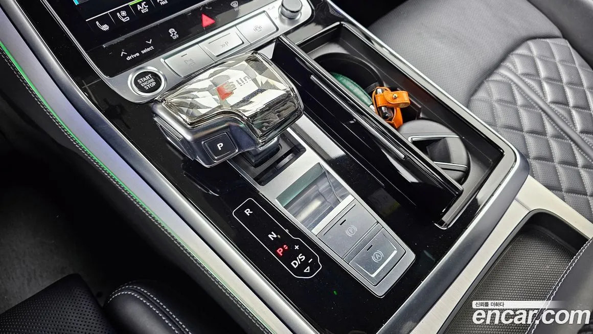 Audi Q7 2023 из KR, фото 9