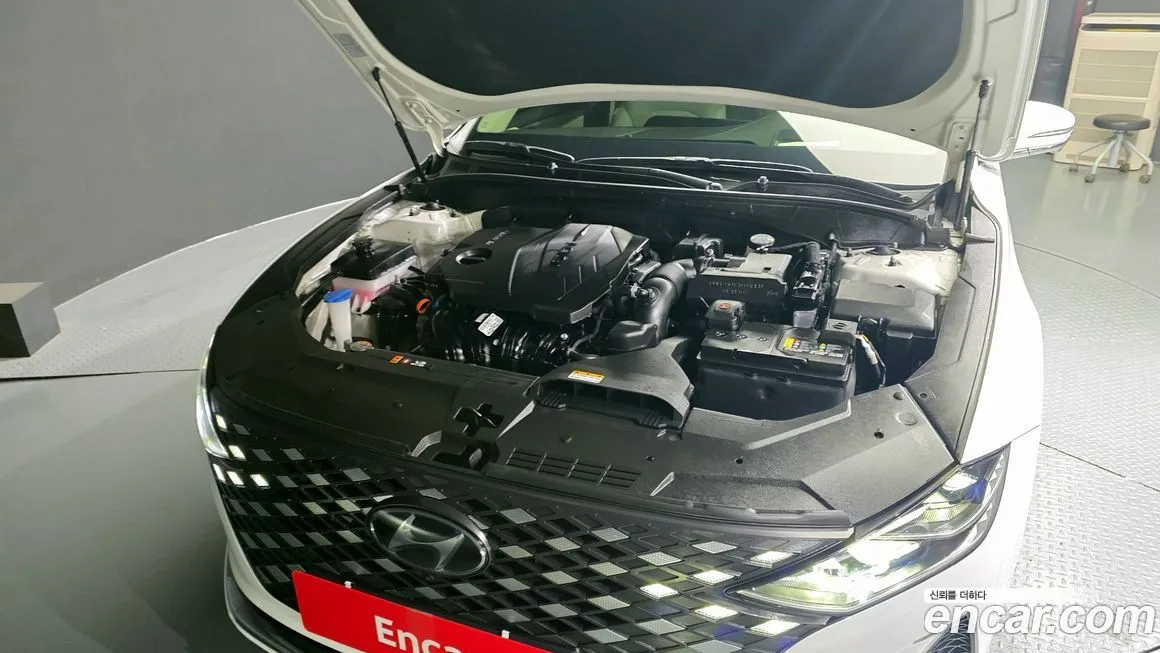 Hyundai Grandeur 2023 из KR, фото 6