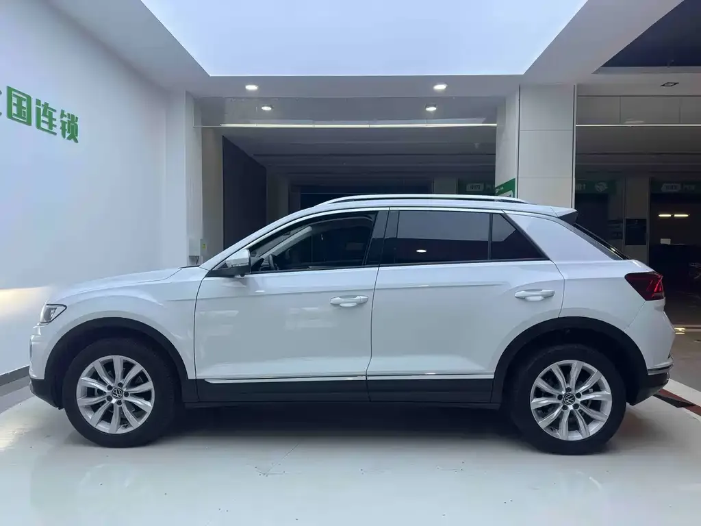 Volkswagen T-Roc 2022 из CN, фото 7