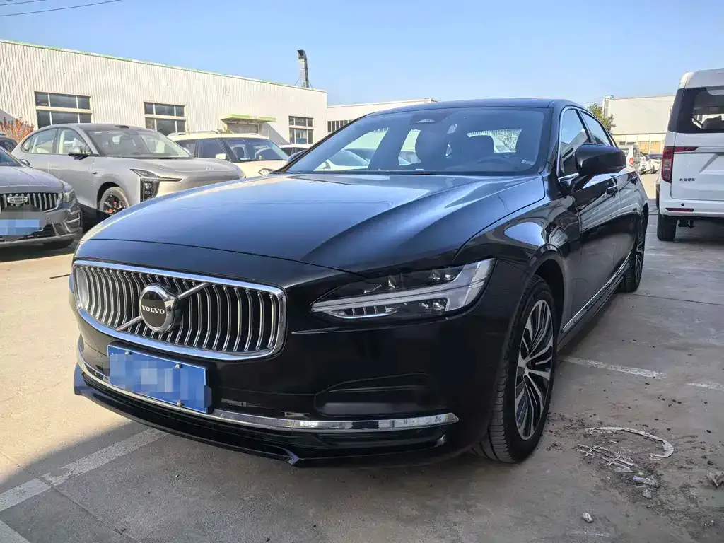 Volvo S90 2025 из CN, фото 1