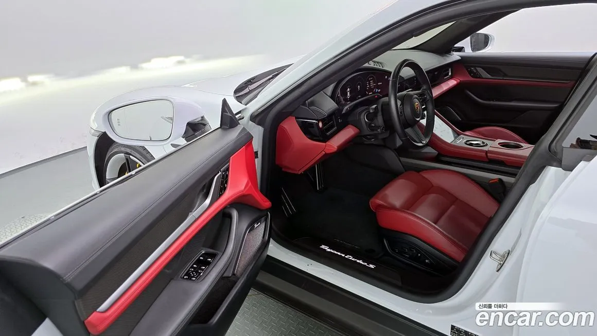 Porsche Taycan 2021 из KR, фото 10