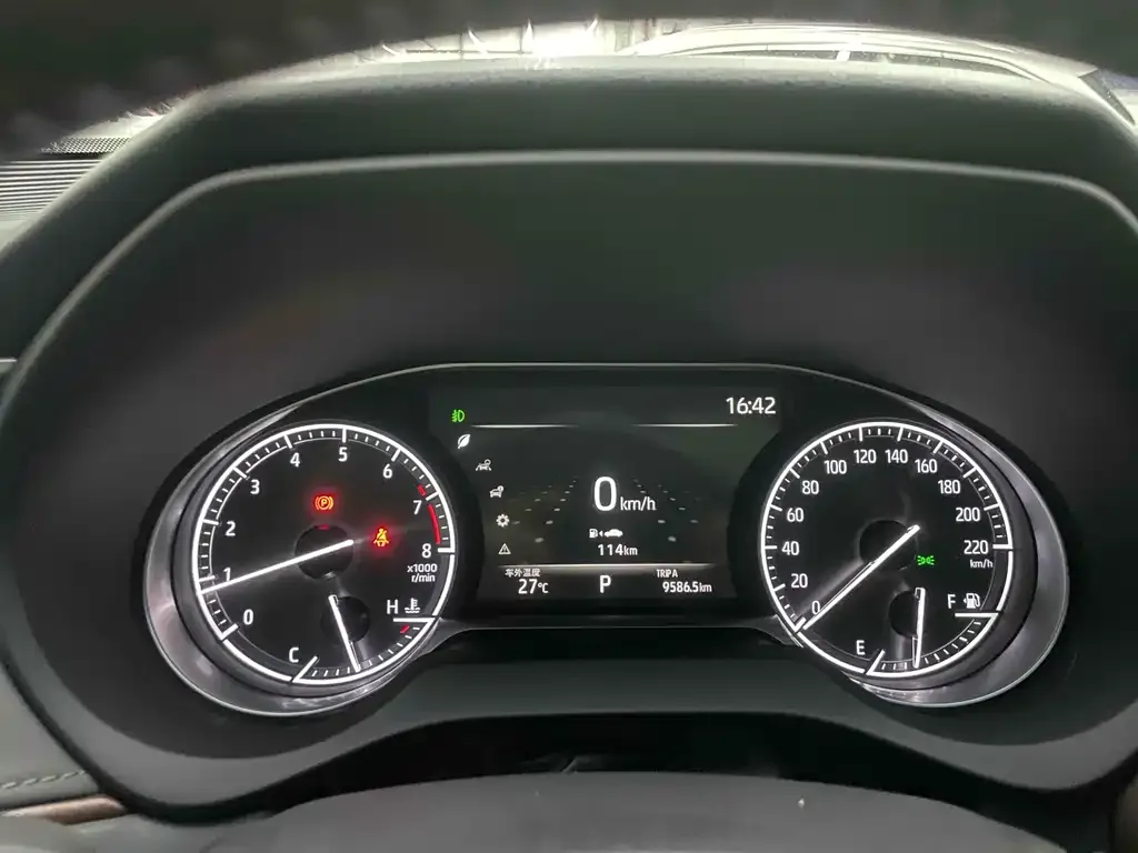 Toyota Harrier 2023 из CN, фото 7