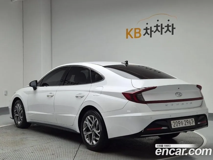 Hyundai Sonata 2022 из KR, фото 2