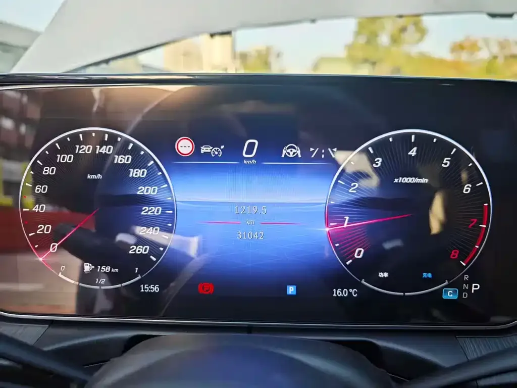 Mercedes-Benz C-Class 2023 из CN, фото 10