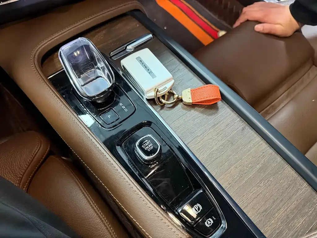 Volvo S90 2023 из CN, фото 9