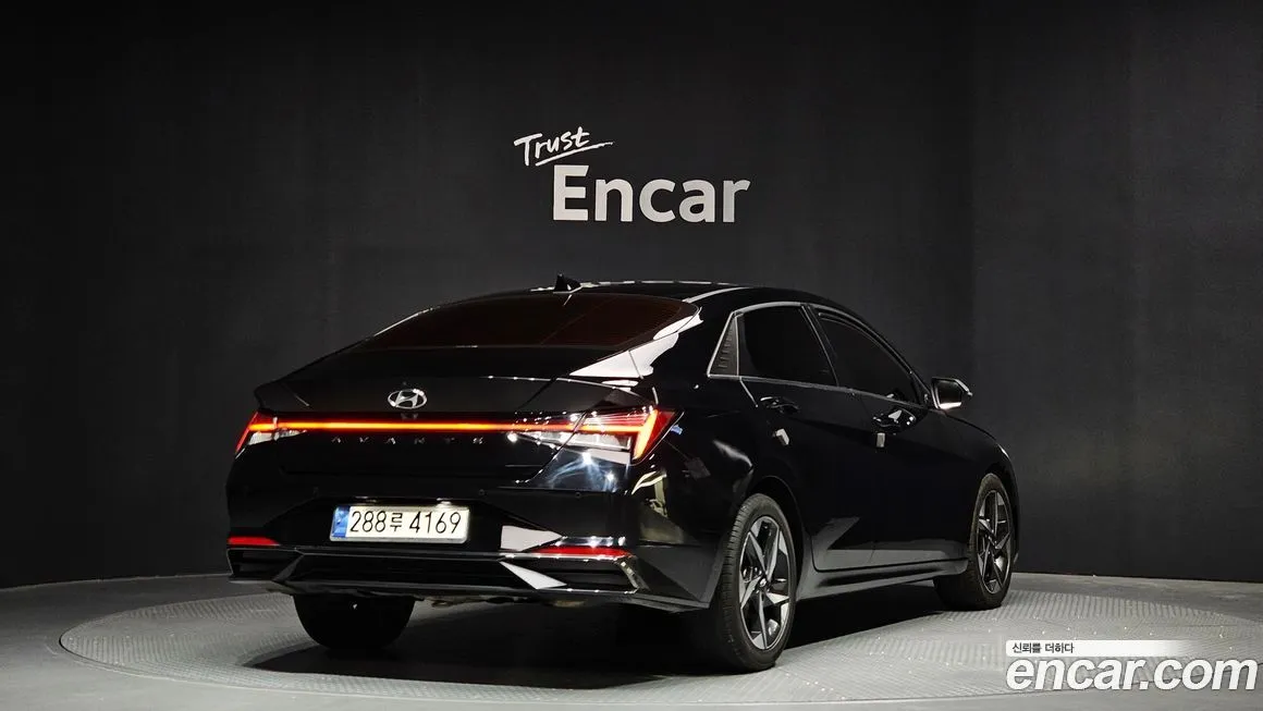 Hyundai AVANTE — фото 2